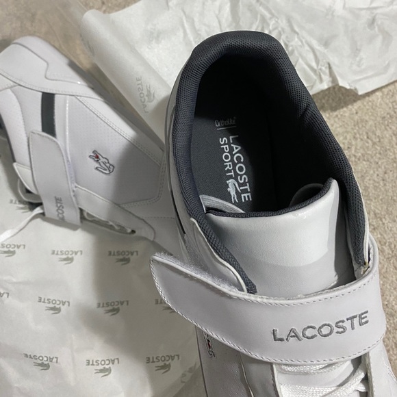Lacoste shoes - Picture 2 of 5